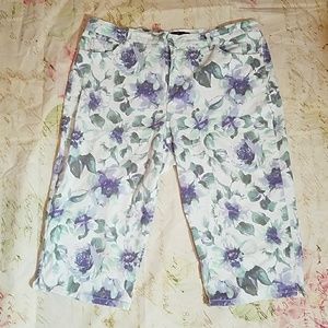 Nwot Gloria Vanderbilt Bermuda Shorts